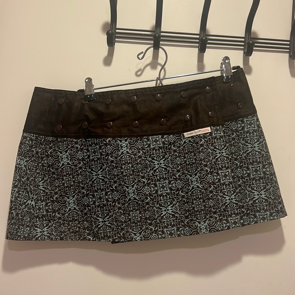 Sweet spot reversible skirt adjustable waist good for running - Picture 1 of 4